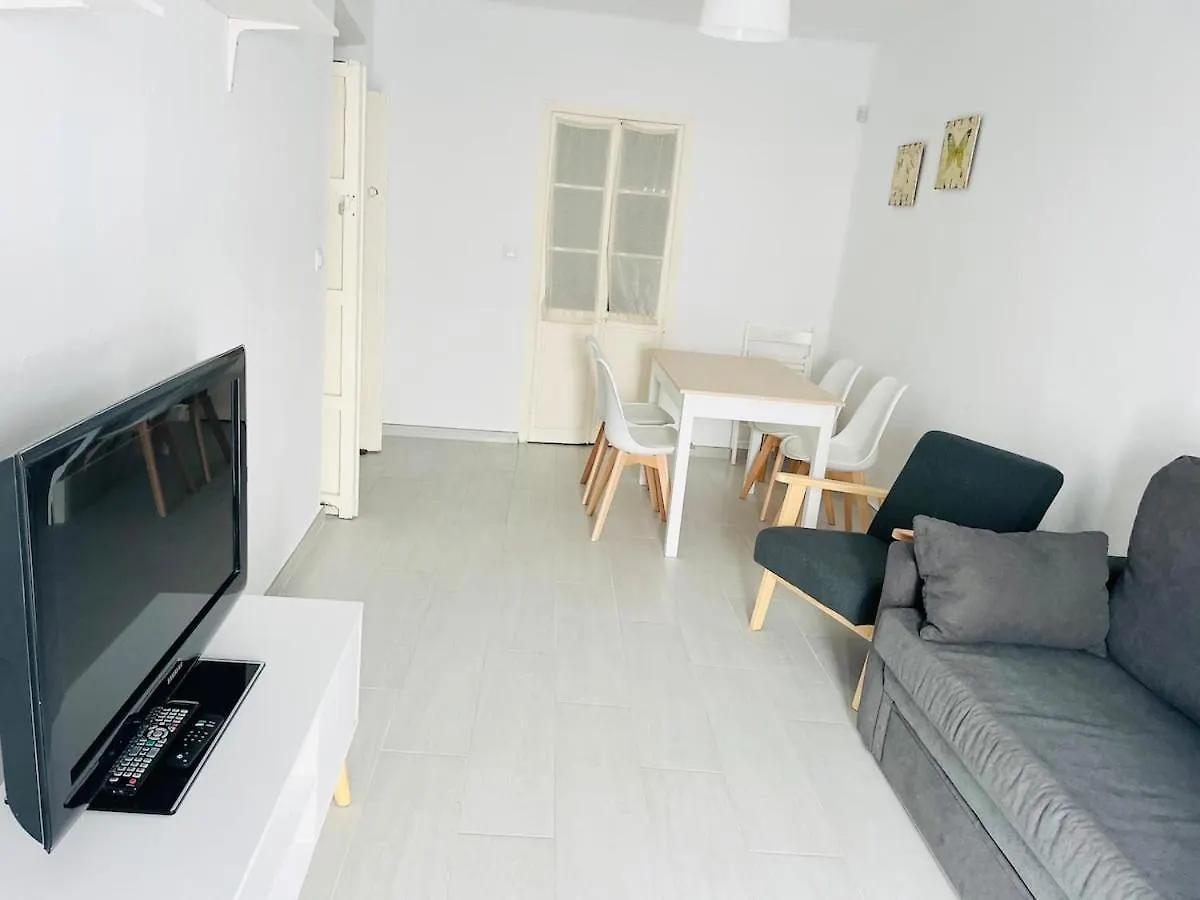 Charming House In The Center Tarifa Apartment